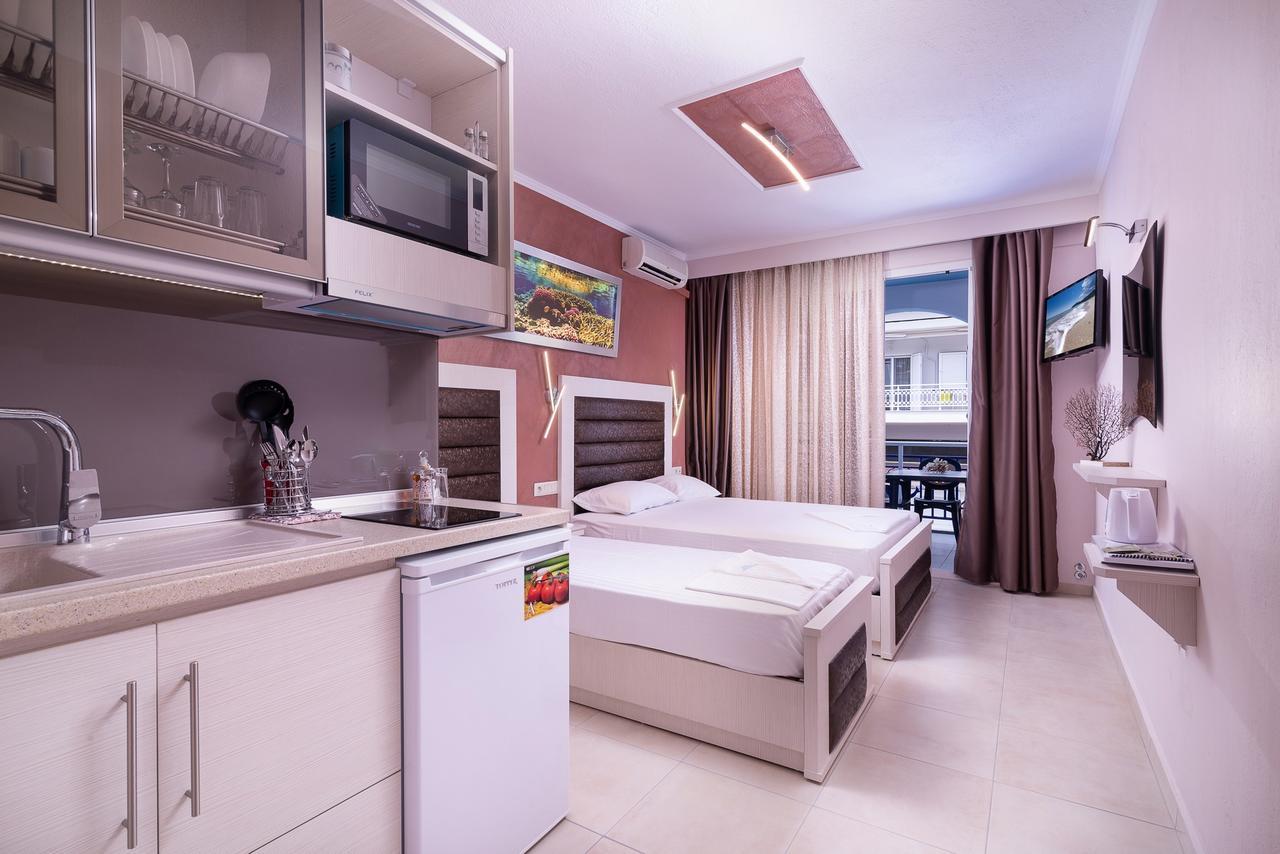 House Katerina Mediterranean Сарти Экстерьер фото
