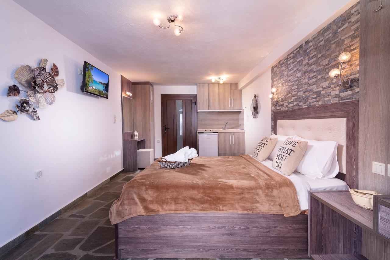 House Katerina Mediterranean Сарти Экстерьер фото